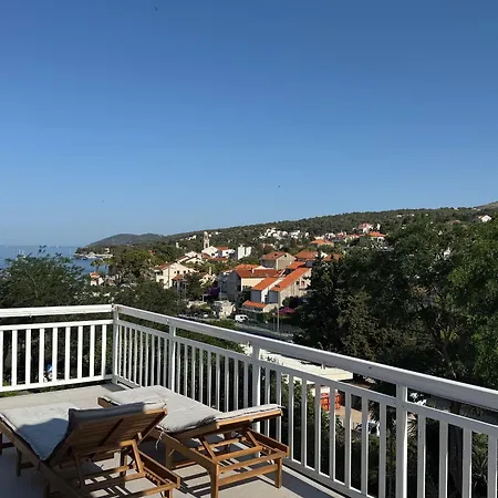 Godinovic Apartment Hvar Town