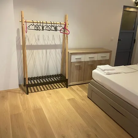 Godinovic Apartamento *