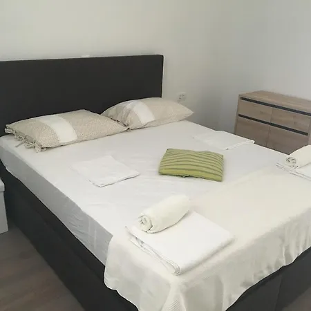 Godinovic Apartamento *