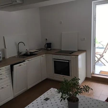 Apartment Godinovic *
