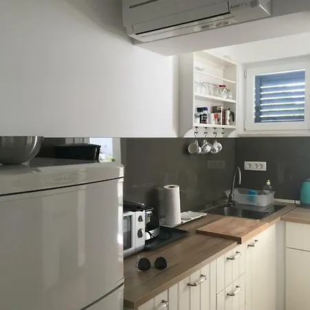 Godinovic Apartment Hvar Town