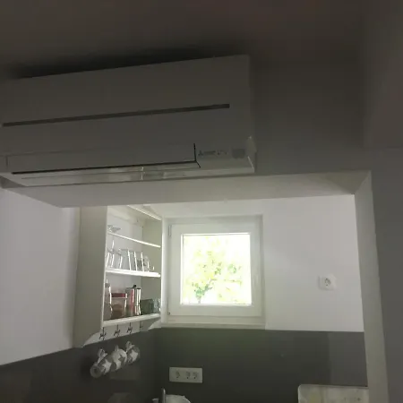 Godinovic Apartment Hvar Town