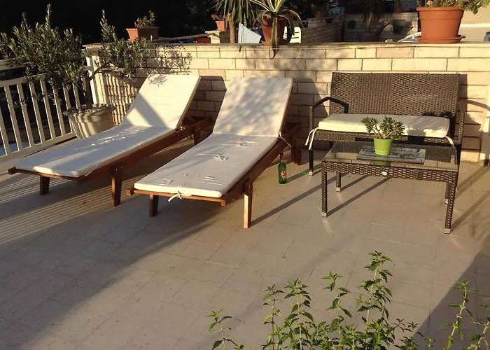 Godinovic Διαμέρισμα Χβαρ