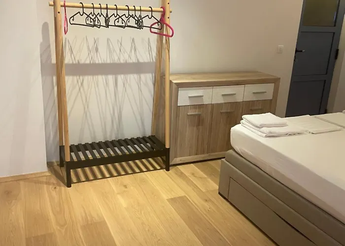 Godinovic 아파트 *